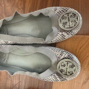 Tory Burch Reva Ballet Flats Gray Snakeskin Leather Size [add size]